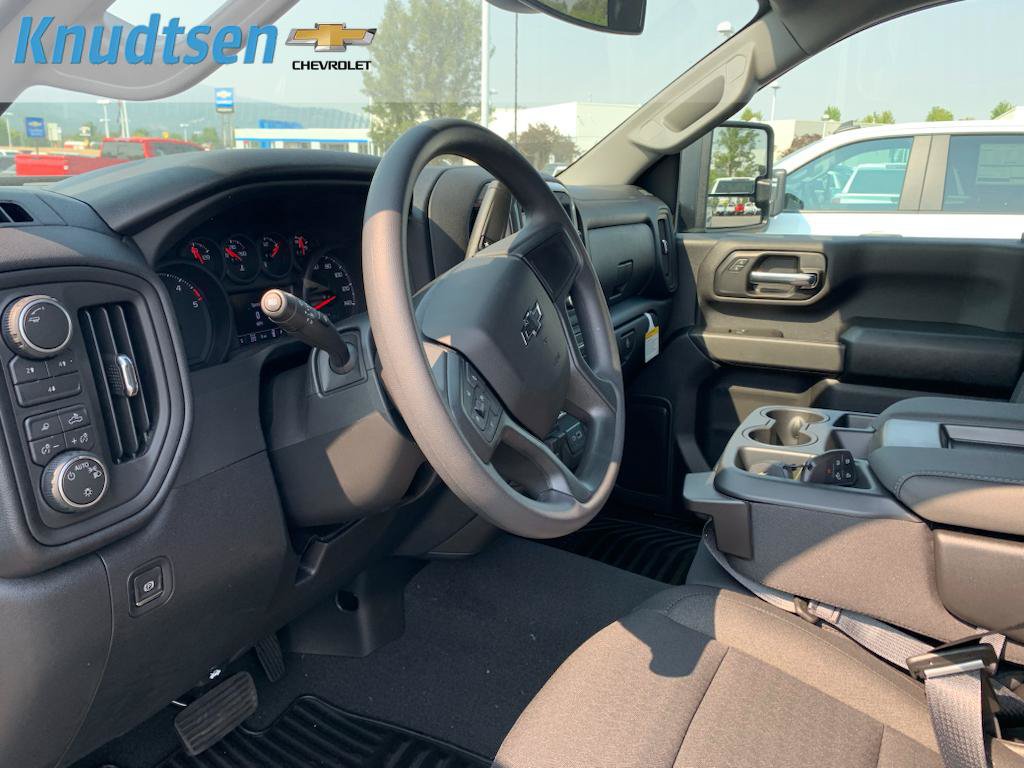 New 2026 Chevrolet Silverado 2500 Custom w/ Custom Value Package AWD/4WD image 20