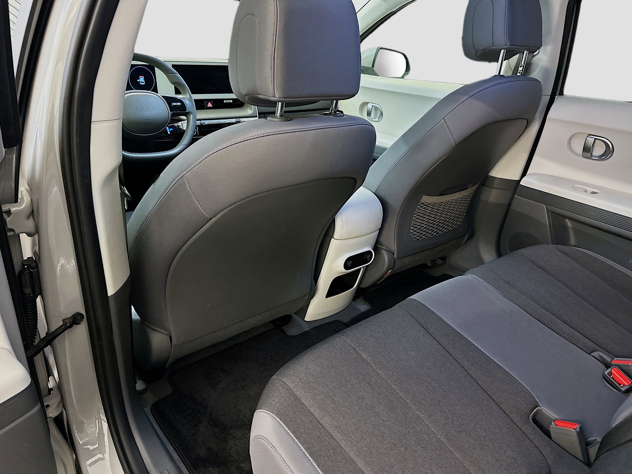 Used 2024 Hyundai Ioniq 5 SEL image 28