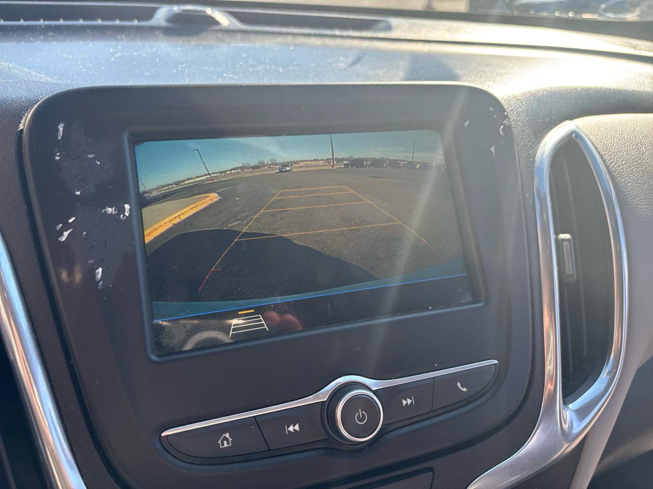 Used 2019 Chevrolet Equinox LS w/ LS Convenience Package FWD image 9