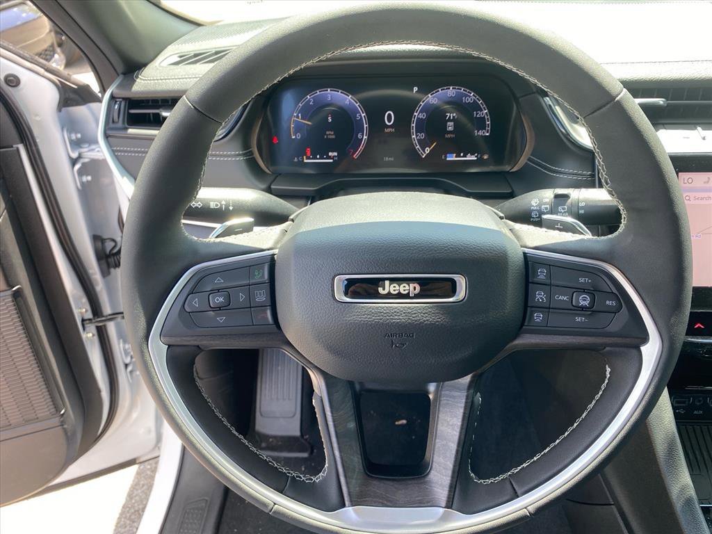 New 2026 Jeep Grand Cherokee L 4WD image 6
