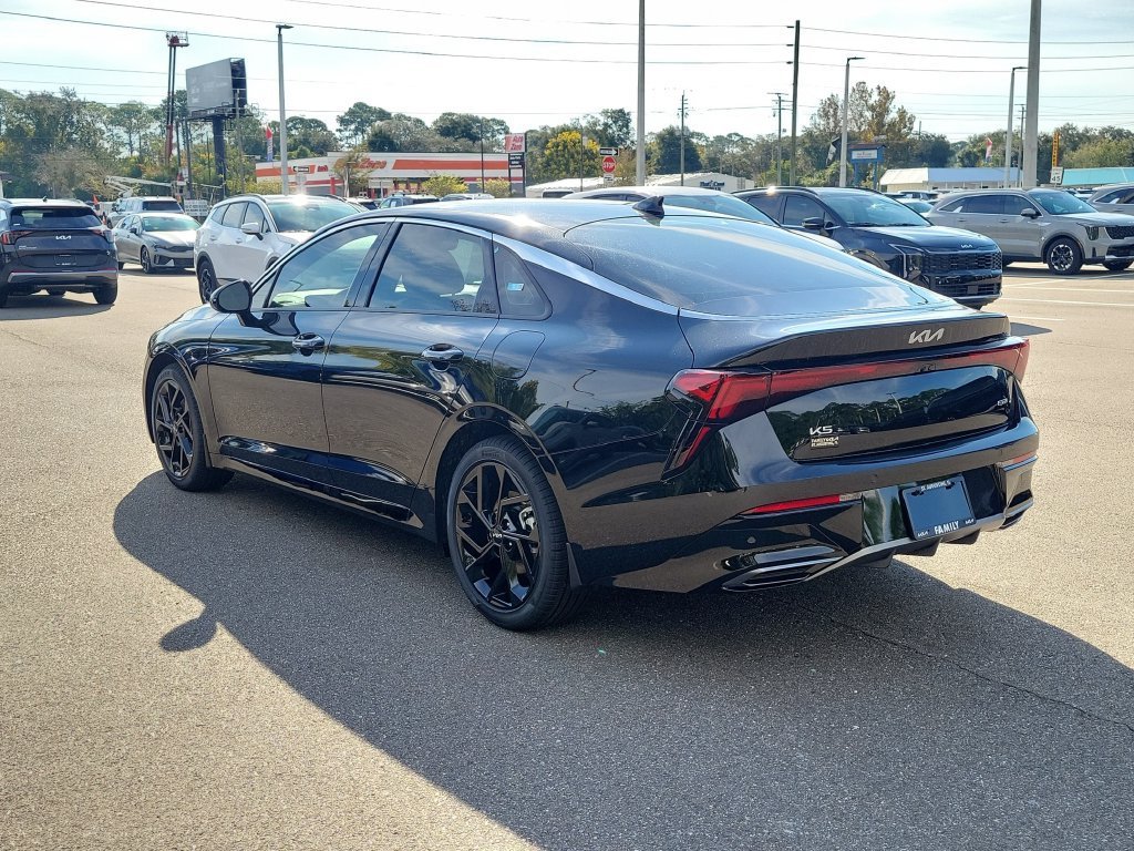 New 2027 Kia K5 GT-Line image 4