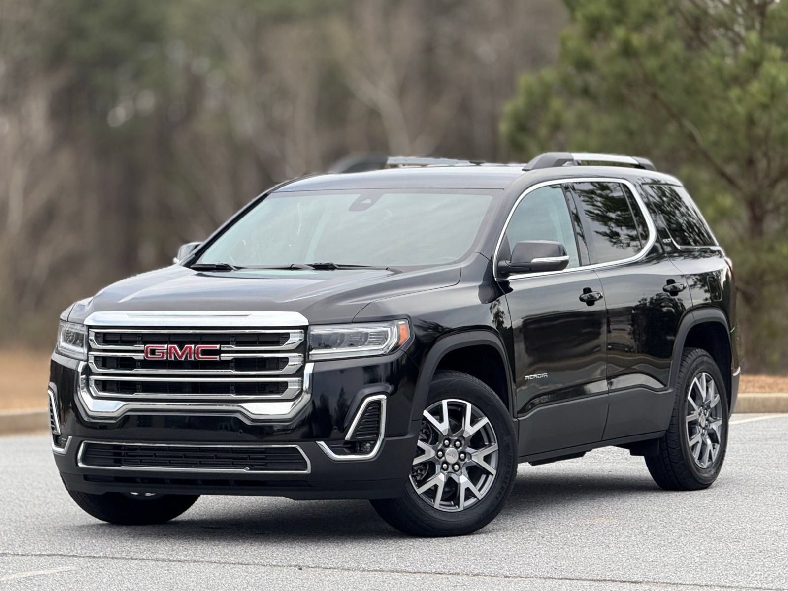 Used 2023 GMC Acadia SLT FWD image 7