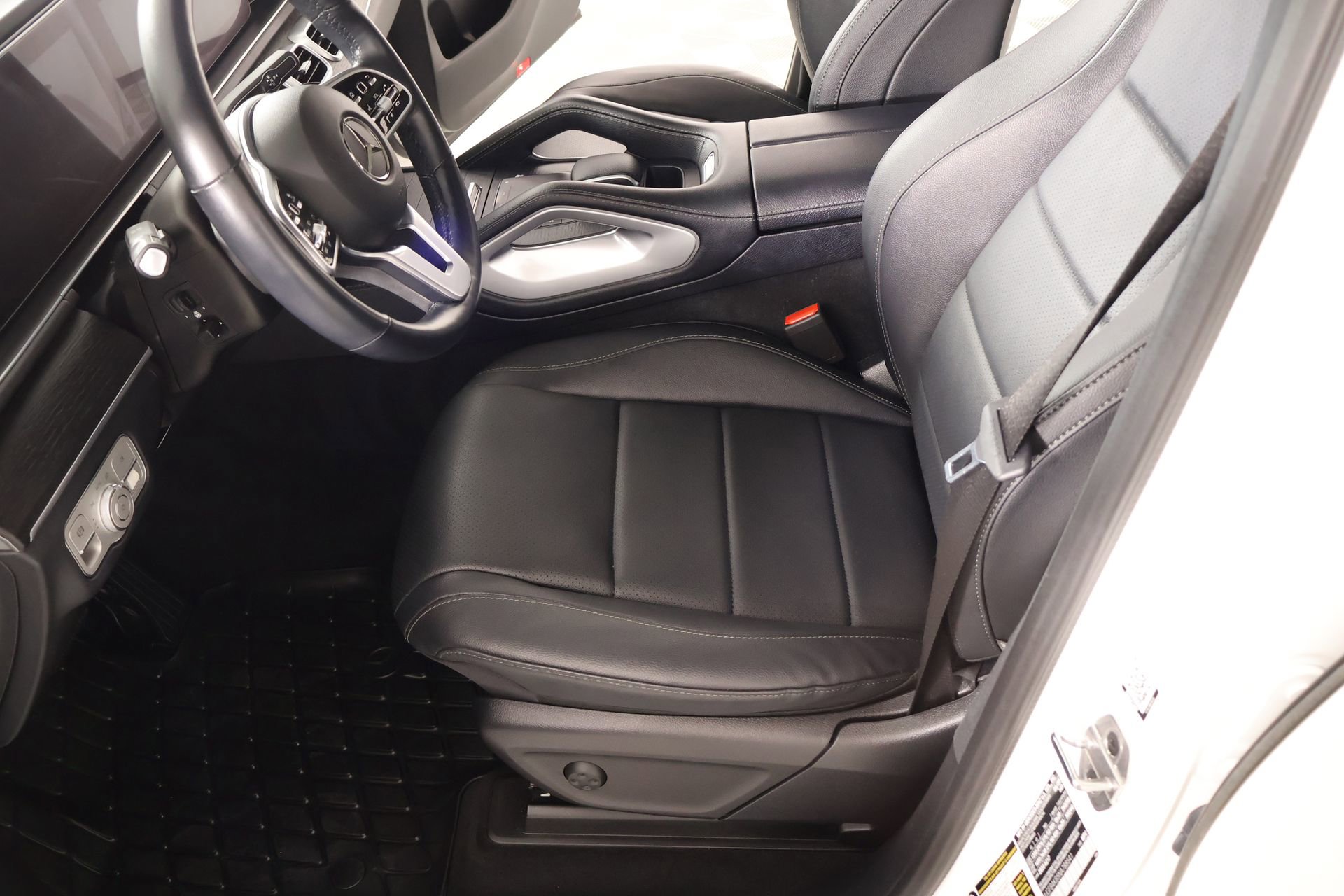 Used 2022 Mercedes-Benz GLE 350 4MATIC image 11