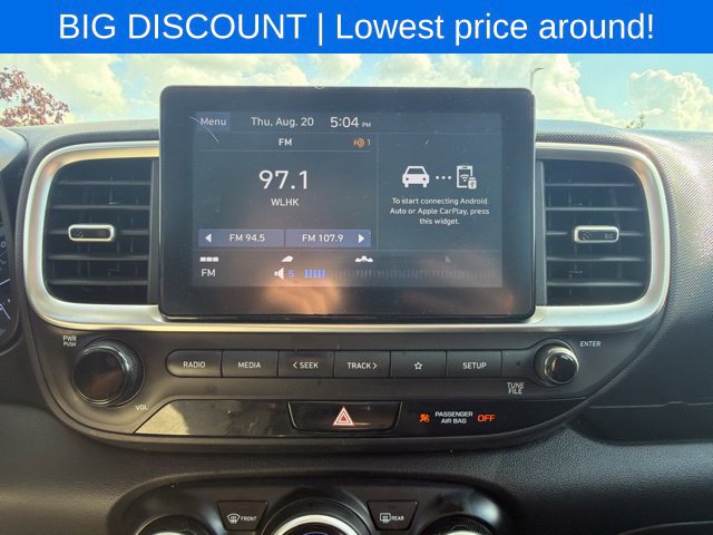 Used 2021 Hyundai Venue SEL FWD image 22