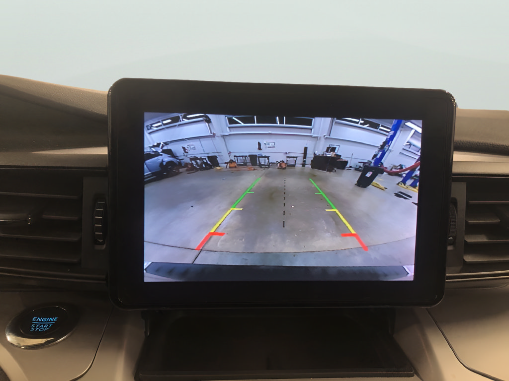 Used 2024 Ford Explorer XLT AWD/4WD image 9