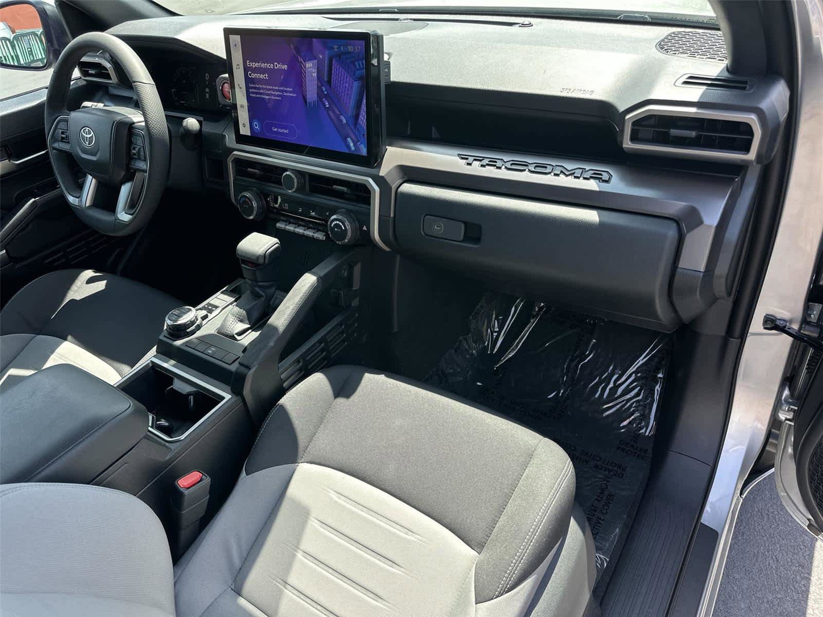 Used 2025 Toyota Tacoma TRD Off-Road AWD/4WD image 13