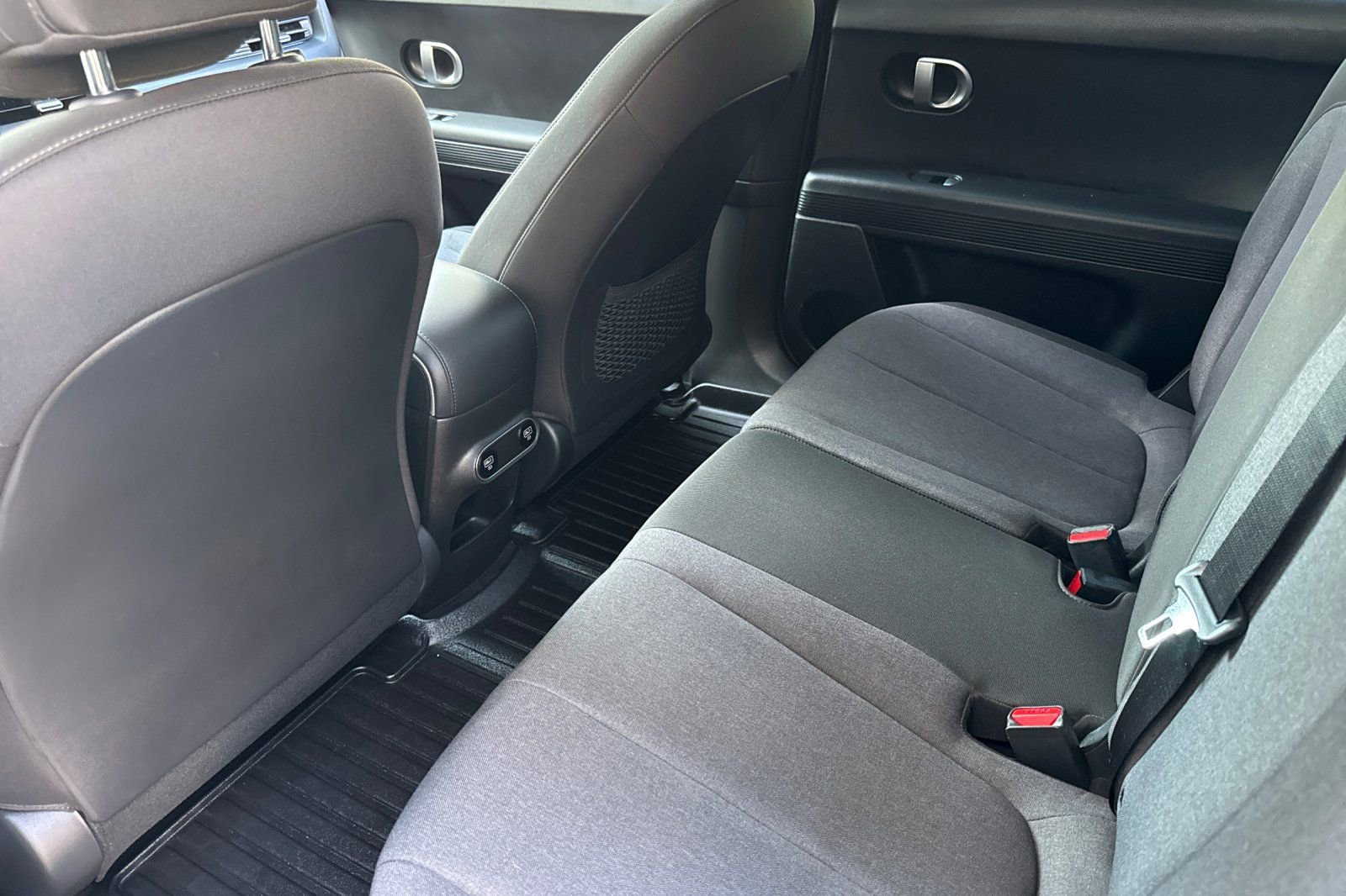 Certified 2024 Hyundai Ioniq 5 SEL AWD/4WD image 13