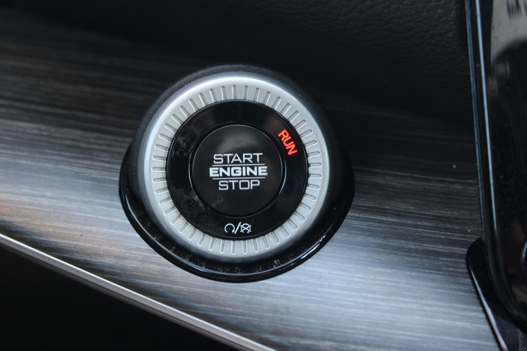 Used 2024 Jeep Wagoneer Series II w/ Flexible Seating Group image 42