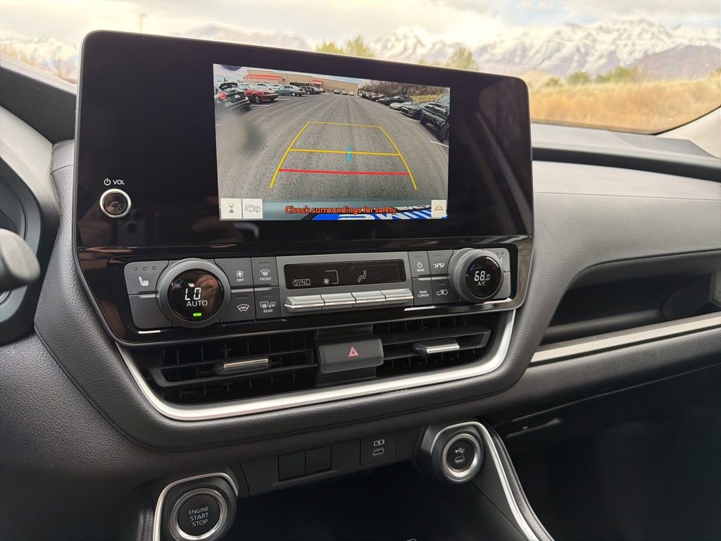 Used 2025 Toyota Grand Highlander AWD image 20