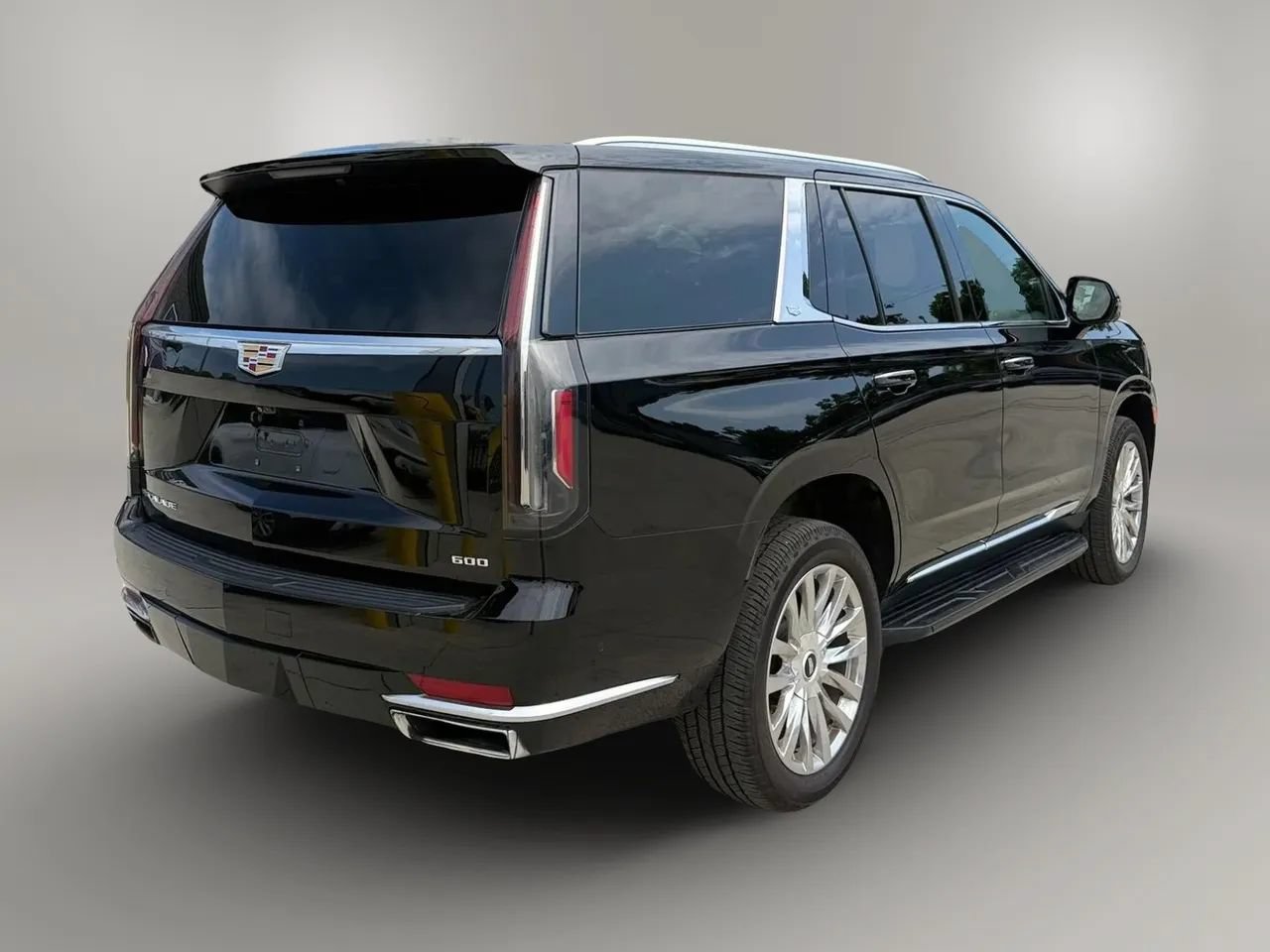 Used 2023 Cadillac Escalade Premium Luxury w/ LPO, Floor Liner Package AWD/4WD image 8