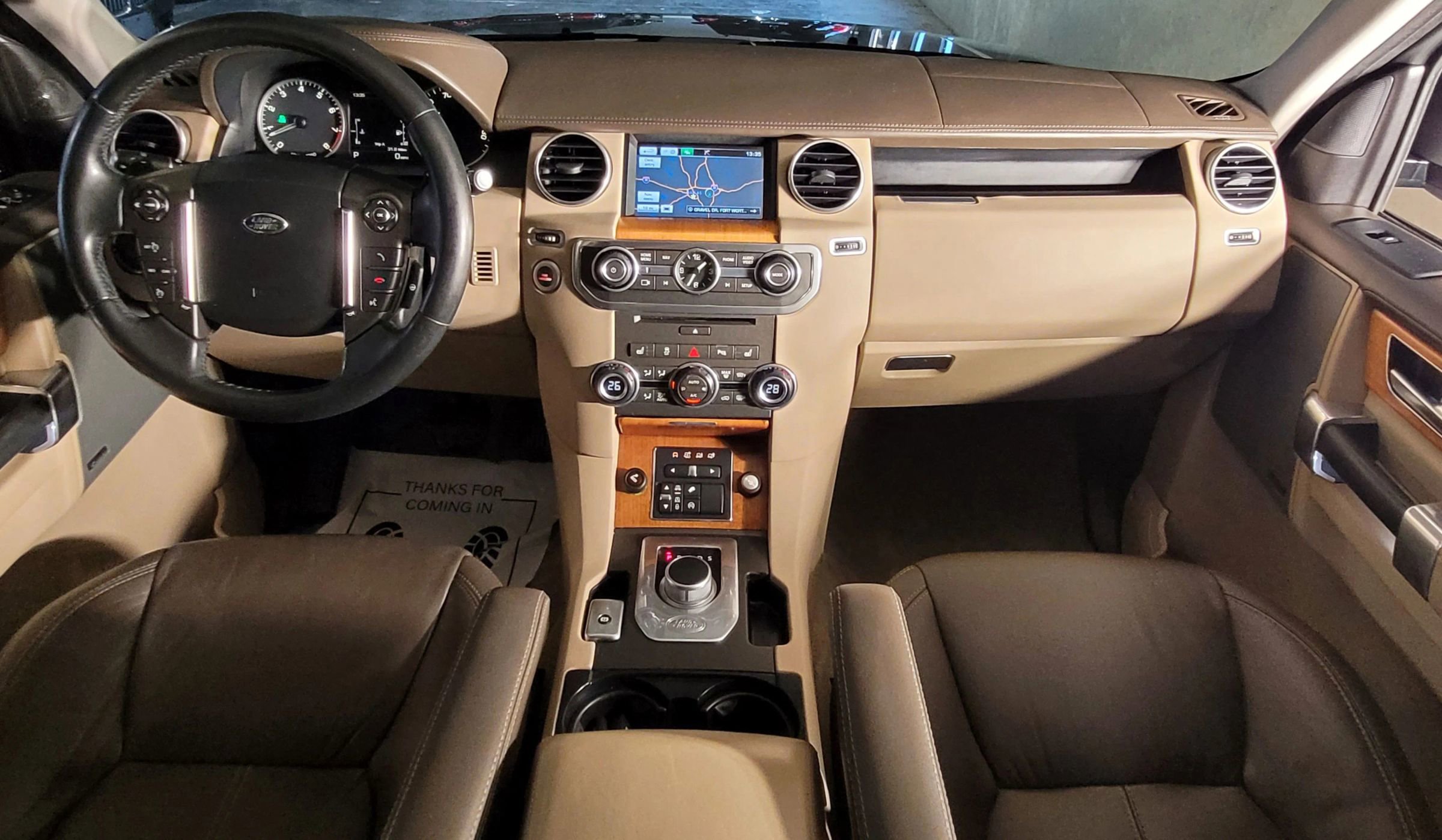 Used 2015 Land Rover LR4 HSE LUX image 25