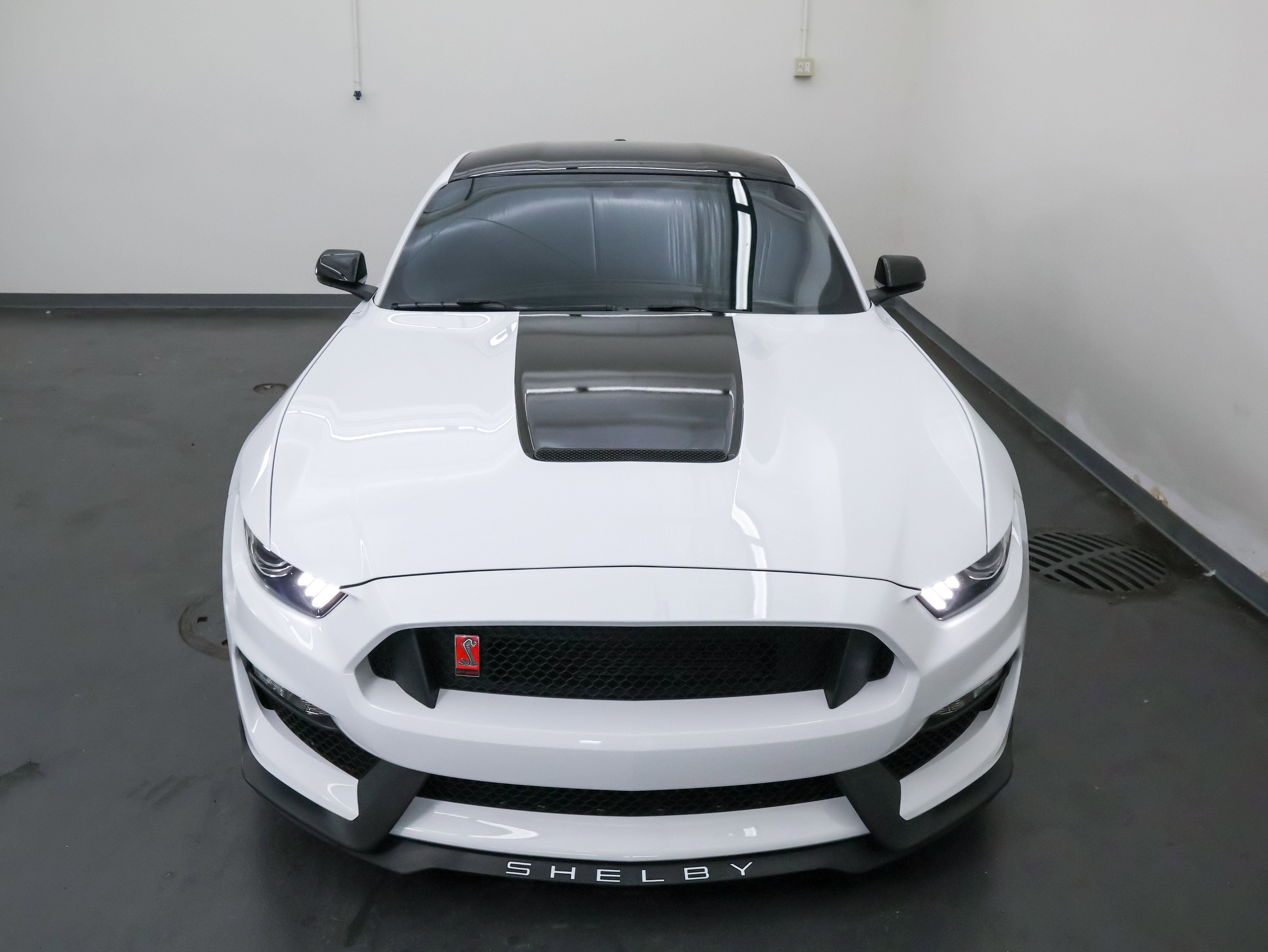 Used 2017 Ford Mustang Shelby GT350 w/ Electronics Package RWD image 10