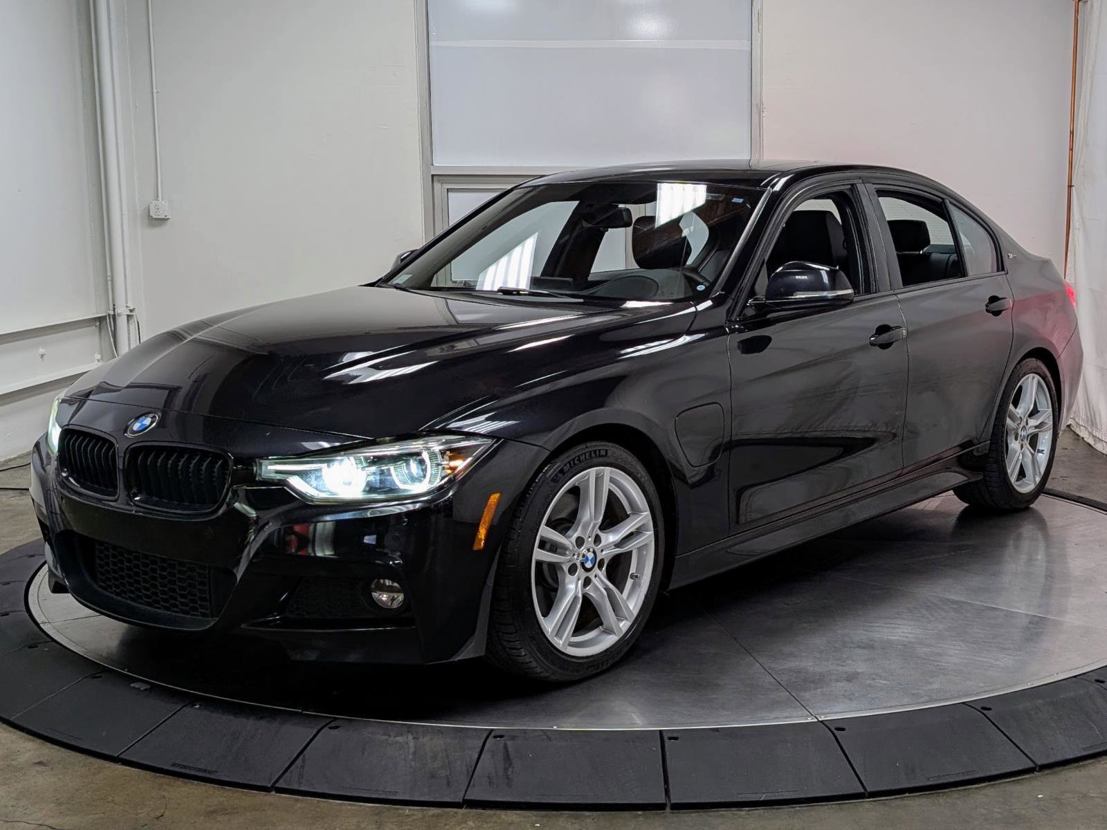 Used 2017 BMW 330e RWD image 4