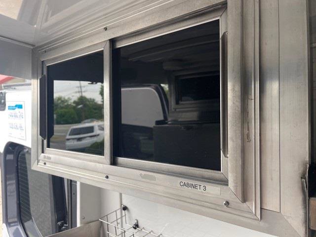 Used 2020 Mercedes-Benz Sprinter 4500 w/ Premium Plus Package image 37
