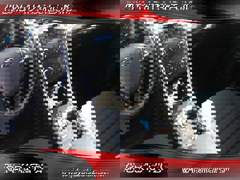 Used 2018 Ford Fusion SE FWD image 7