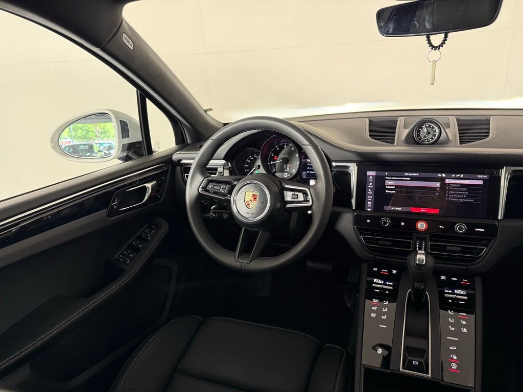 New 2025 Porsche Macan image 19