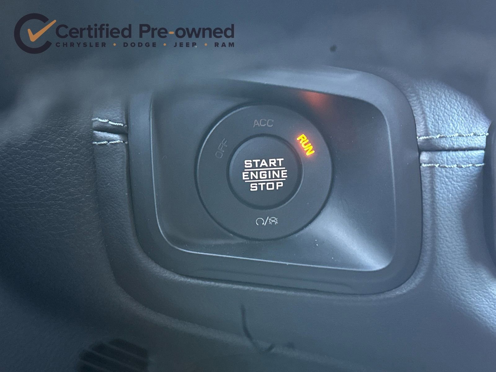 Used 2025 Jeep Wrangler Unlimited Sahara image 23