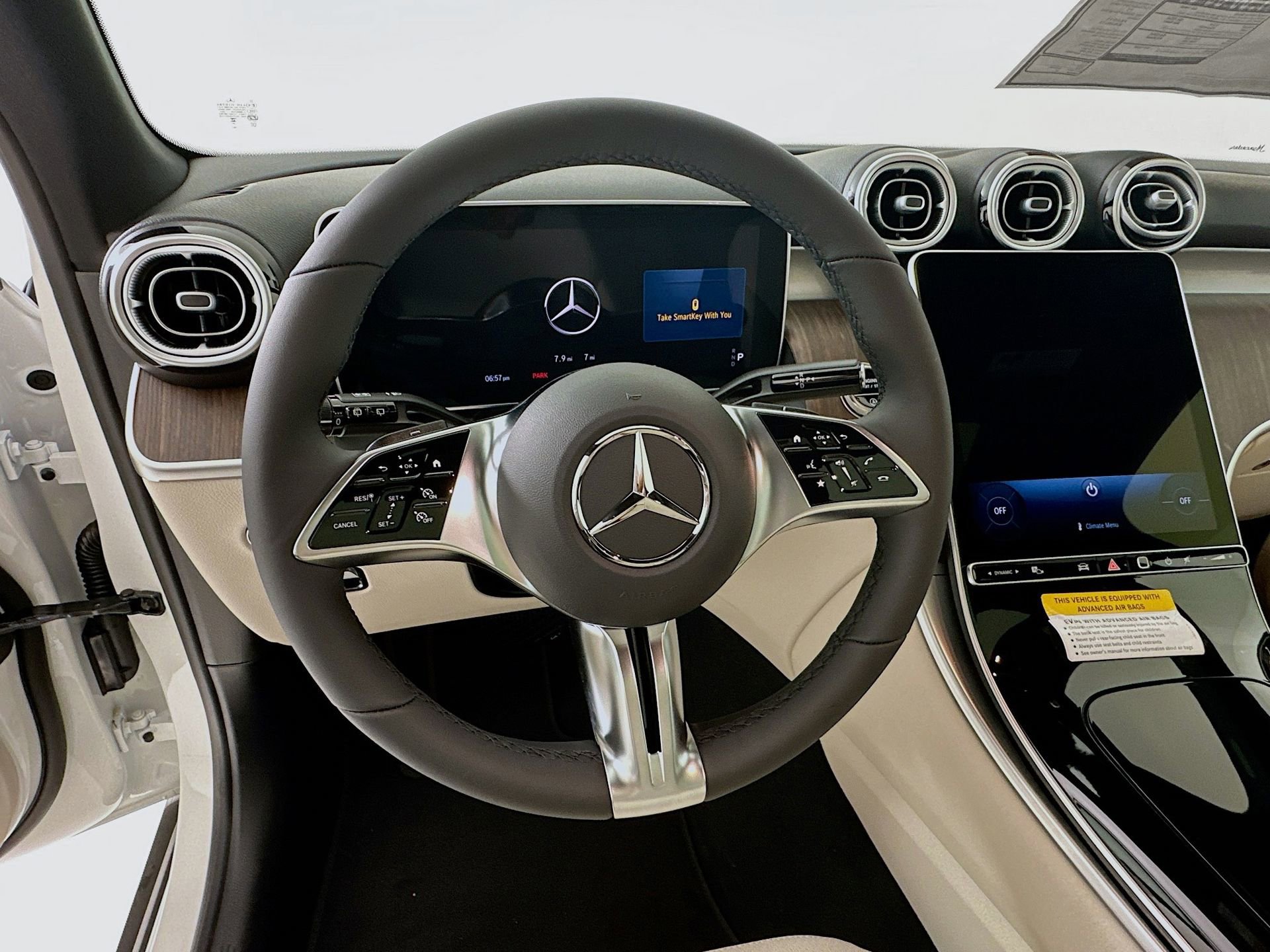 New 2026 Mercedes-Benz GLC 300 4MATIC image 12