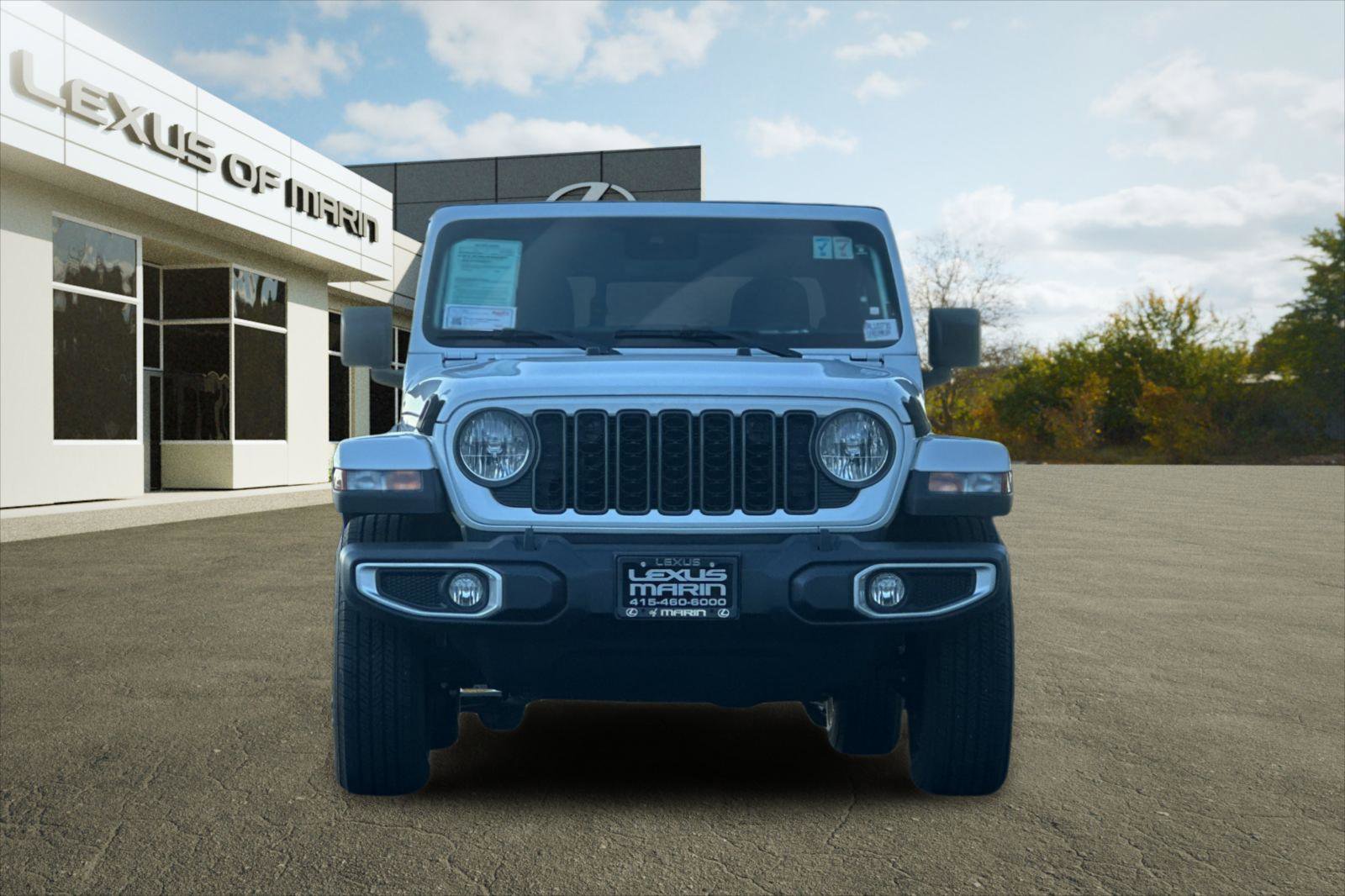 Used 2024 Jeep Gladiator Sport image 5