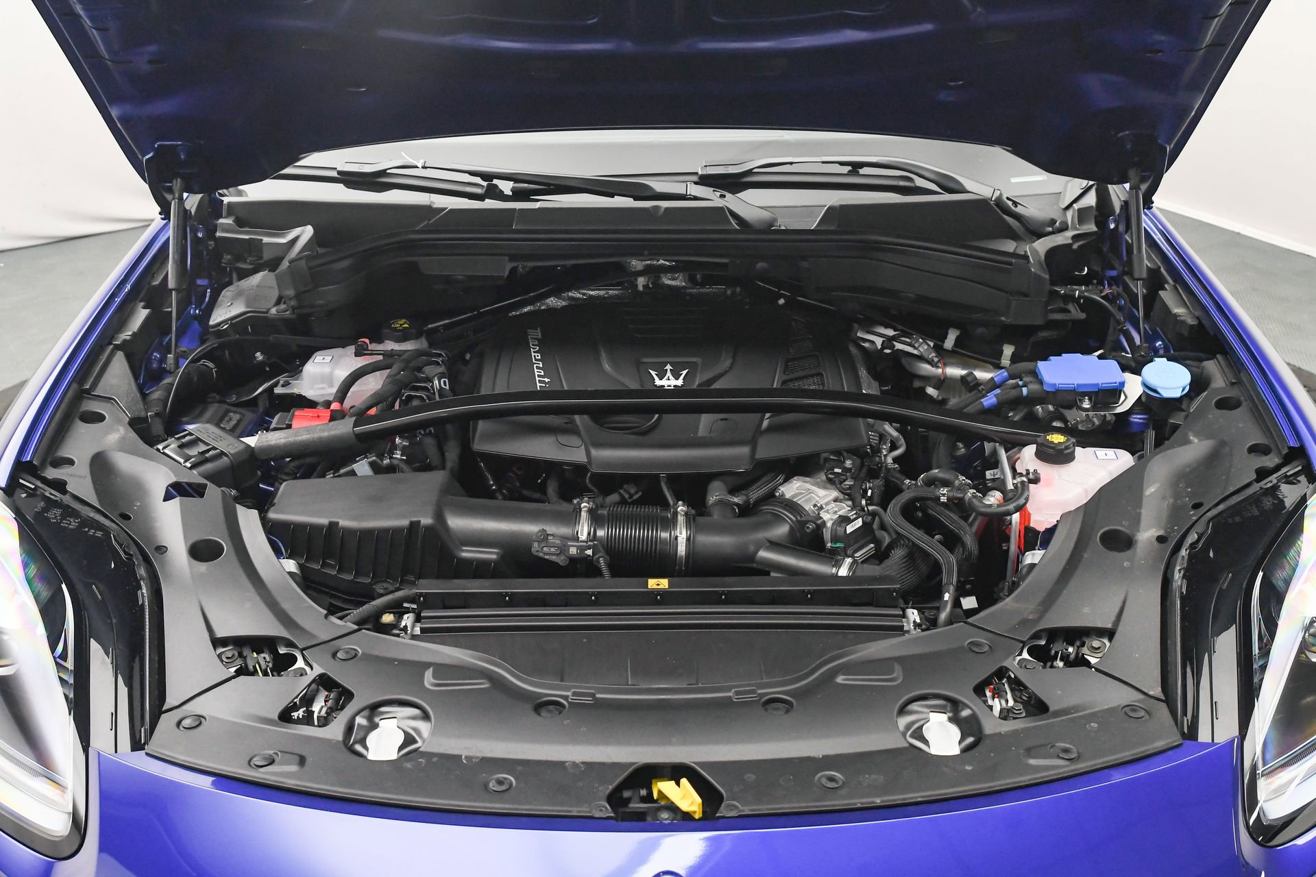 New 2025 Maserati Grecale GT image 29