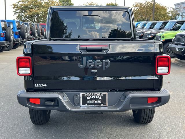 New 2025 Jeep Gladiator Sport AWD/4WD image 11