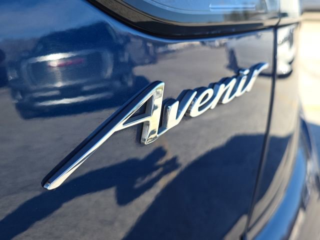 Used 2023 Buick Envision Avenir FWD image 9
