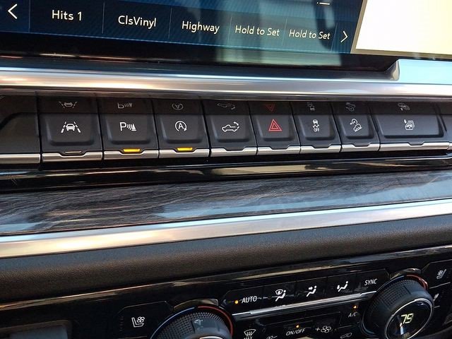 Certified 2025 Chevrolet Silverado 1500 LTZ w/ Technology Package image 22