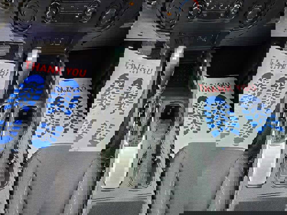 Used 2023 Nissan Frontier SV image 16