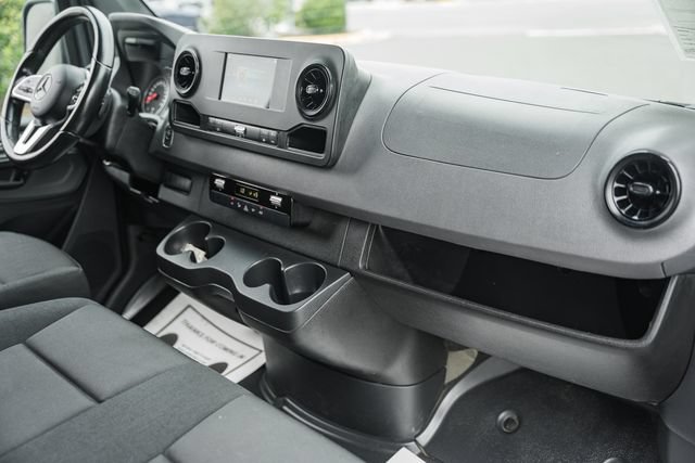 Used 2022 Mercedes-Benz Sprinter 2500 image 26
