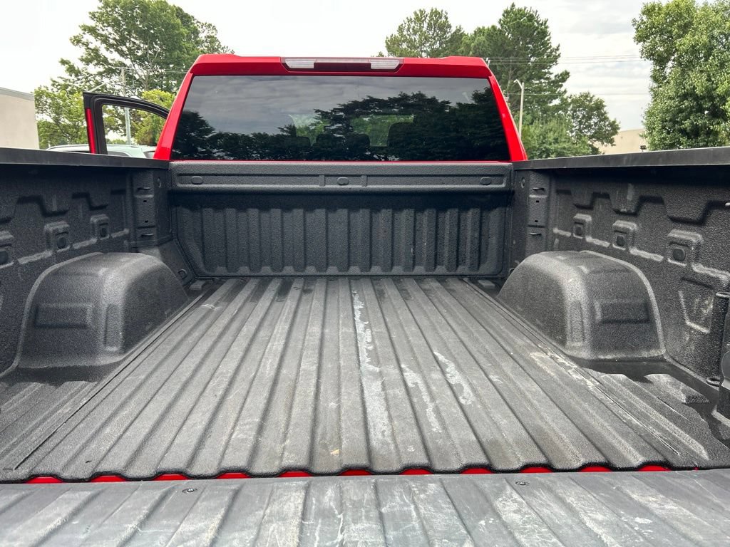 Used 2024 Chevrolet Silverado 1500 LT AWD/4WD image 23