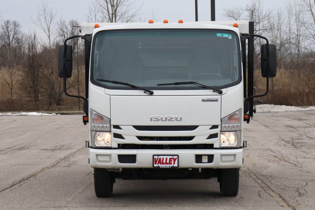 Used 2020 Isuzu NPR image 3