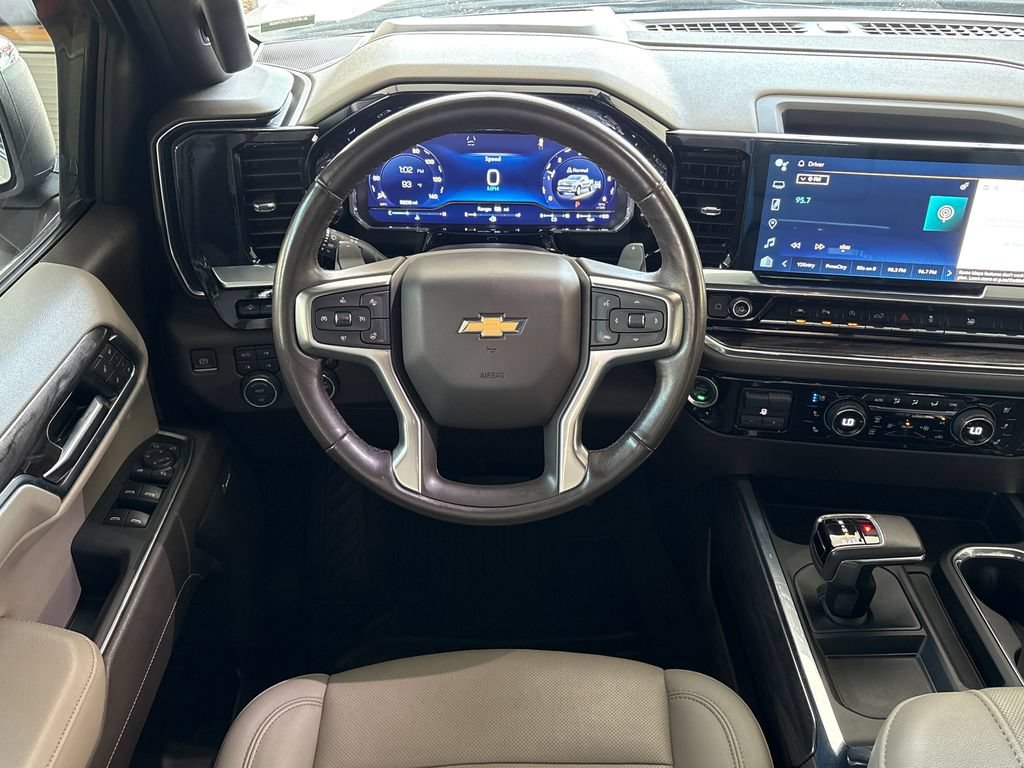 Used 2022 Chevrolet Silverado 1500 LTZ w/ Technology Package AWD/4WD image 20