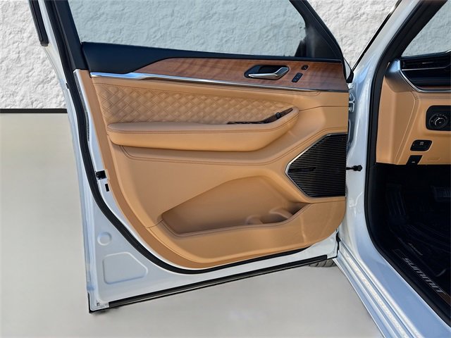 Used 2024 Jeep Grand Cherokee L Summit image 24