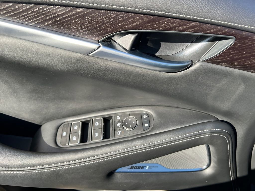 Used 2025 INFINITI QX60 Sensory w/ Cargo Package image 15