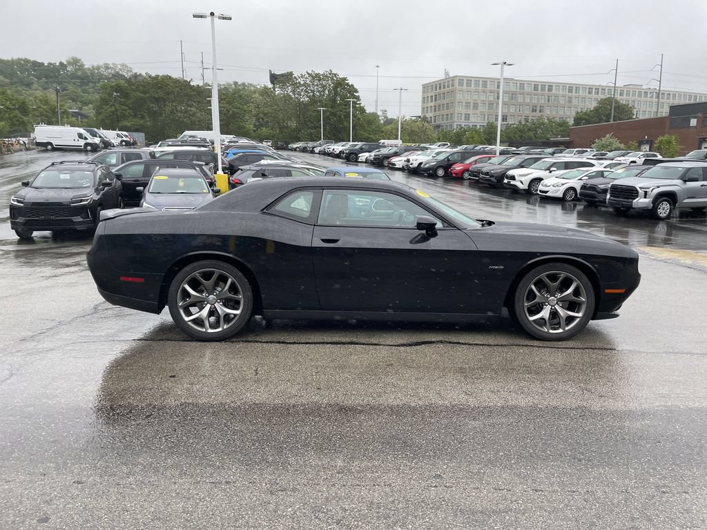 Used 2015 Dodge Challenger R/T Plus RWD image 7