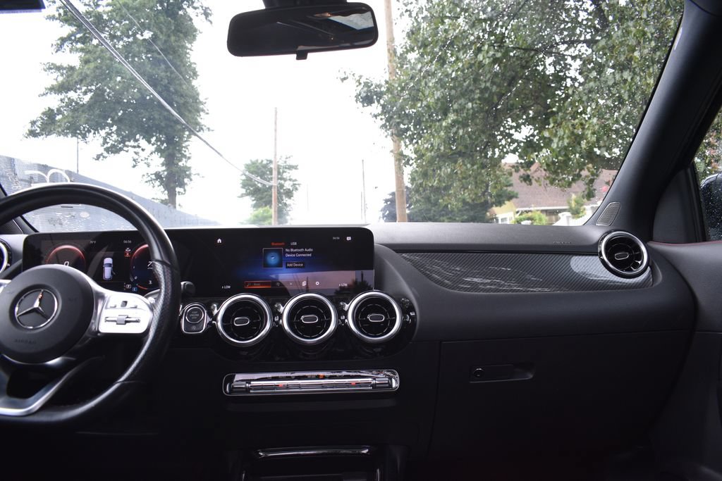 Used 2023 Mercedes-Benz GLA 250 image 32