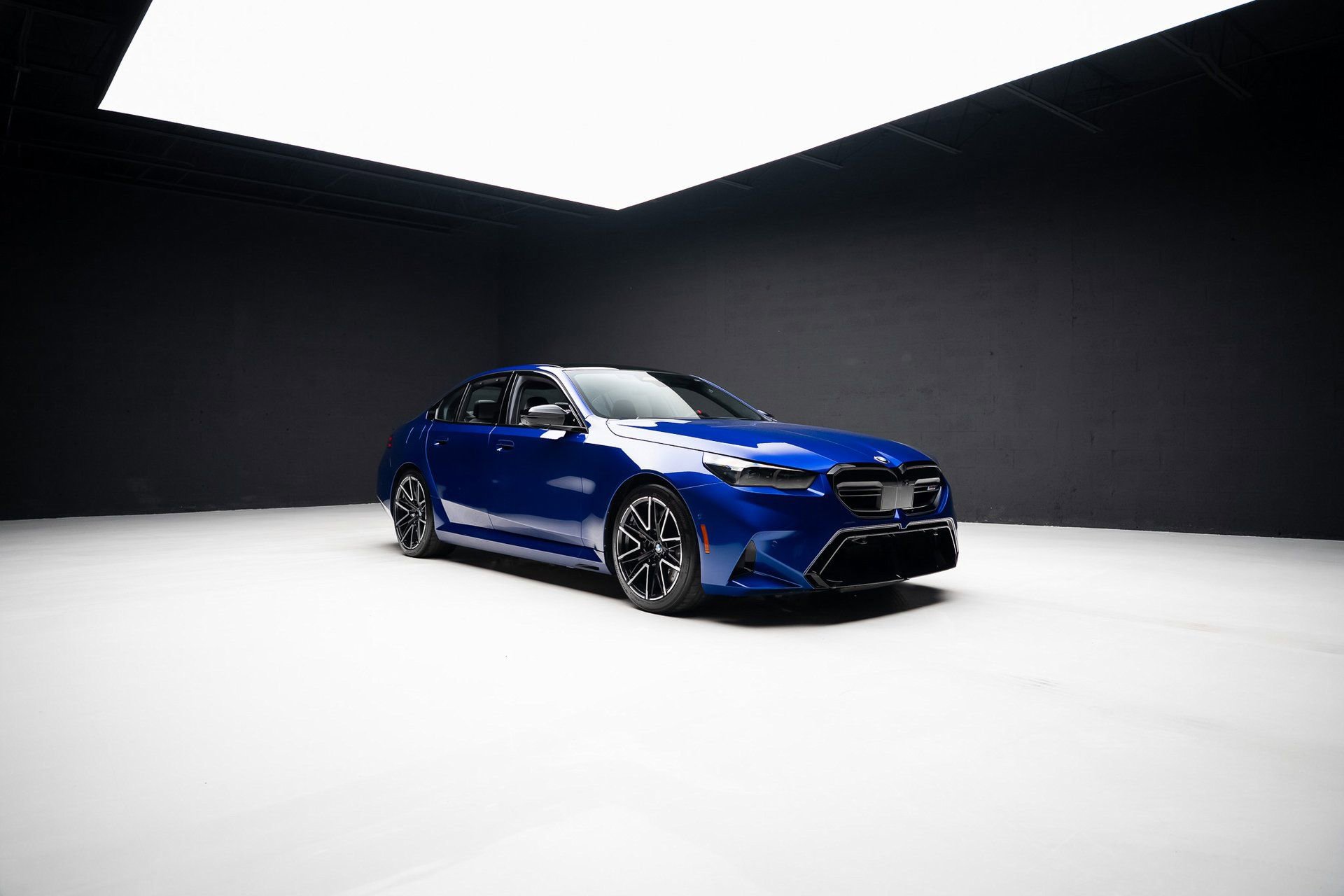 Used 2025 BMW M5 image 87