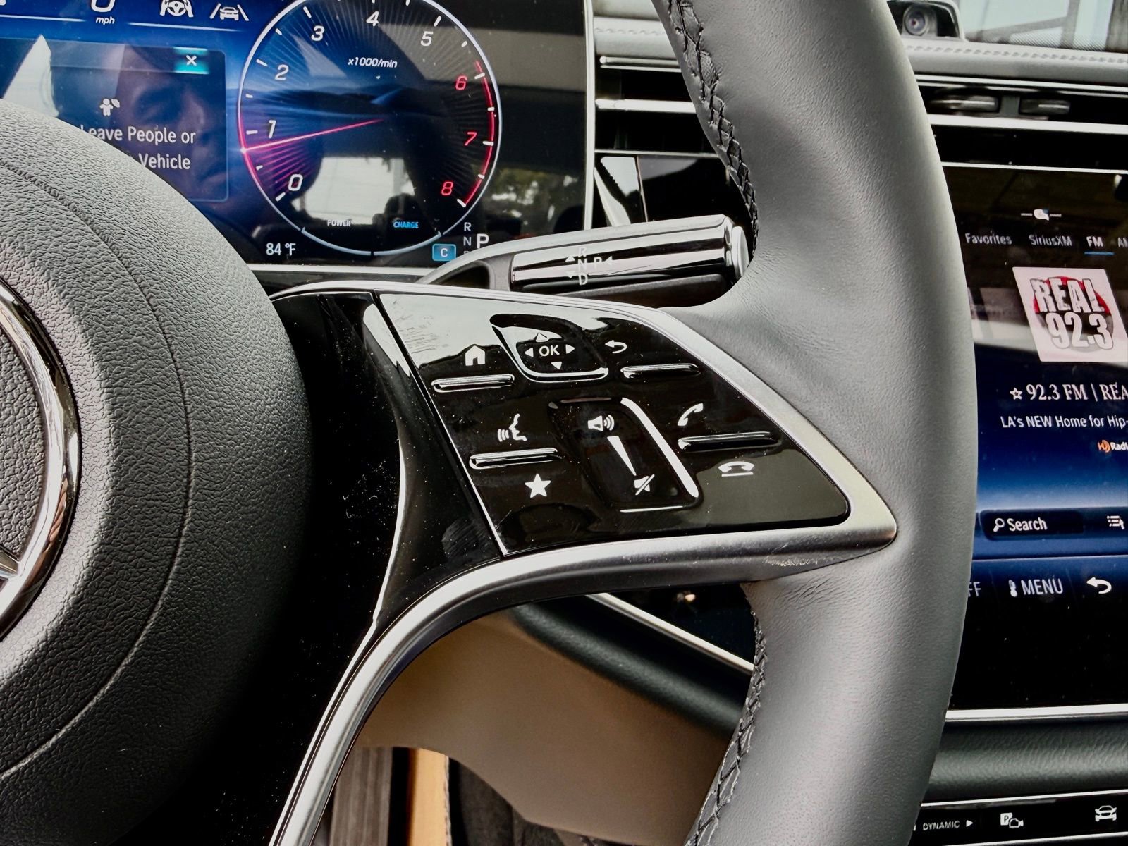 New 2026 Mercedes-Benz E 450 4MATIC Sedan image 25