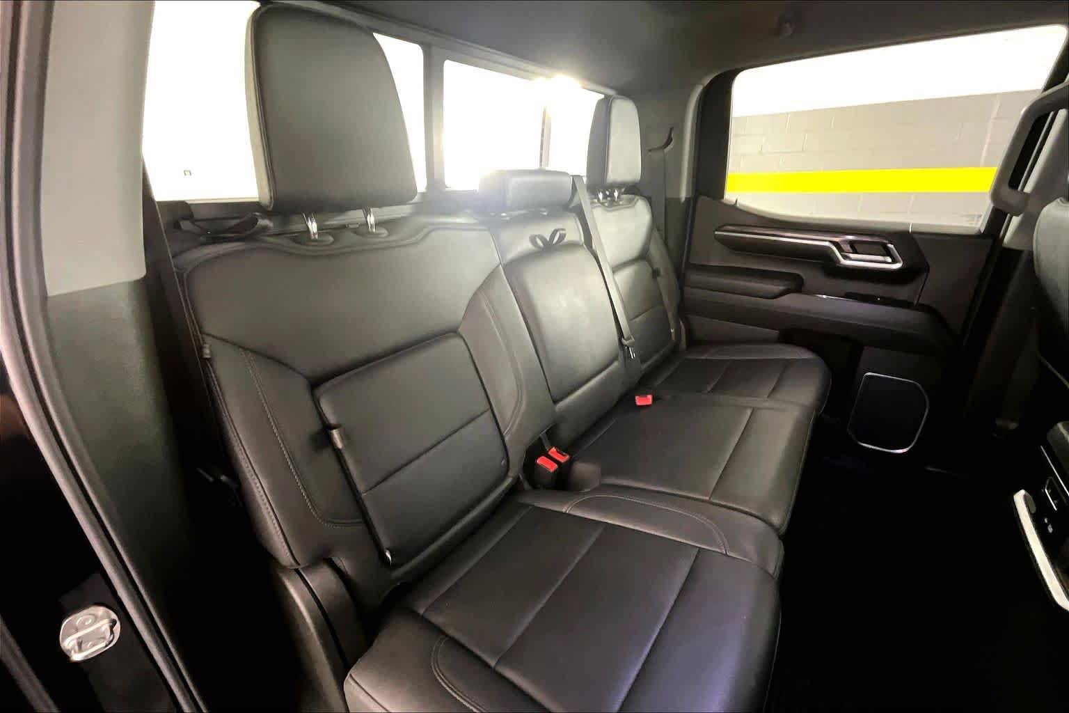Certified 2023 Chevrolet Silverado 1500 LTZ w/ Technology Package AWD/4WD image 39