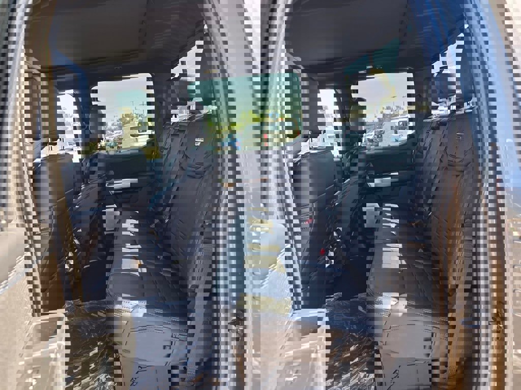 New 2025 Ford F350 Platinum image 9