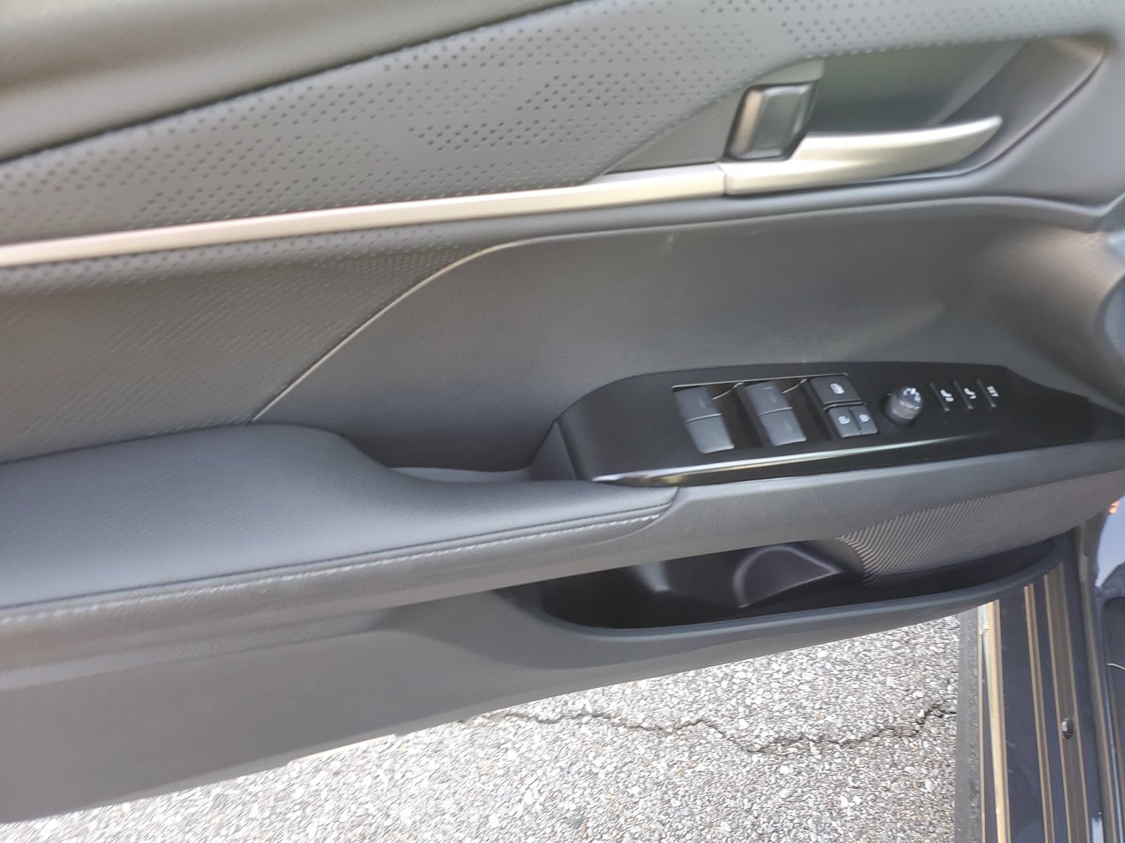 New 2026 Toyota Camry XSE w/ Premium Plus Package FWD image 20