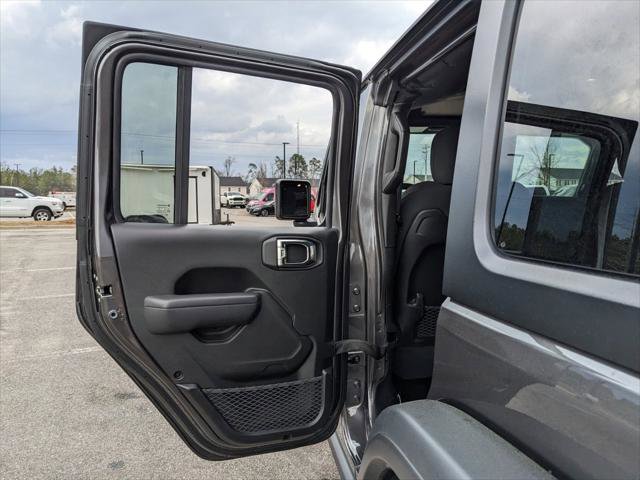 Certified 2025 Jeep Wrangler Unlimited Rubicon 4xe w/ Safety Group image 55