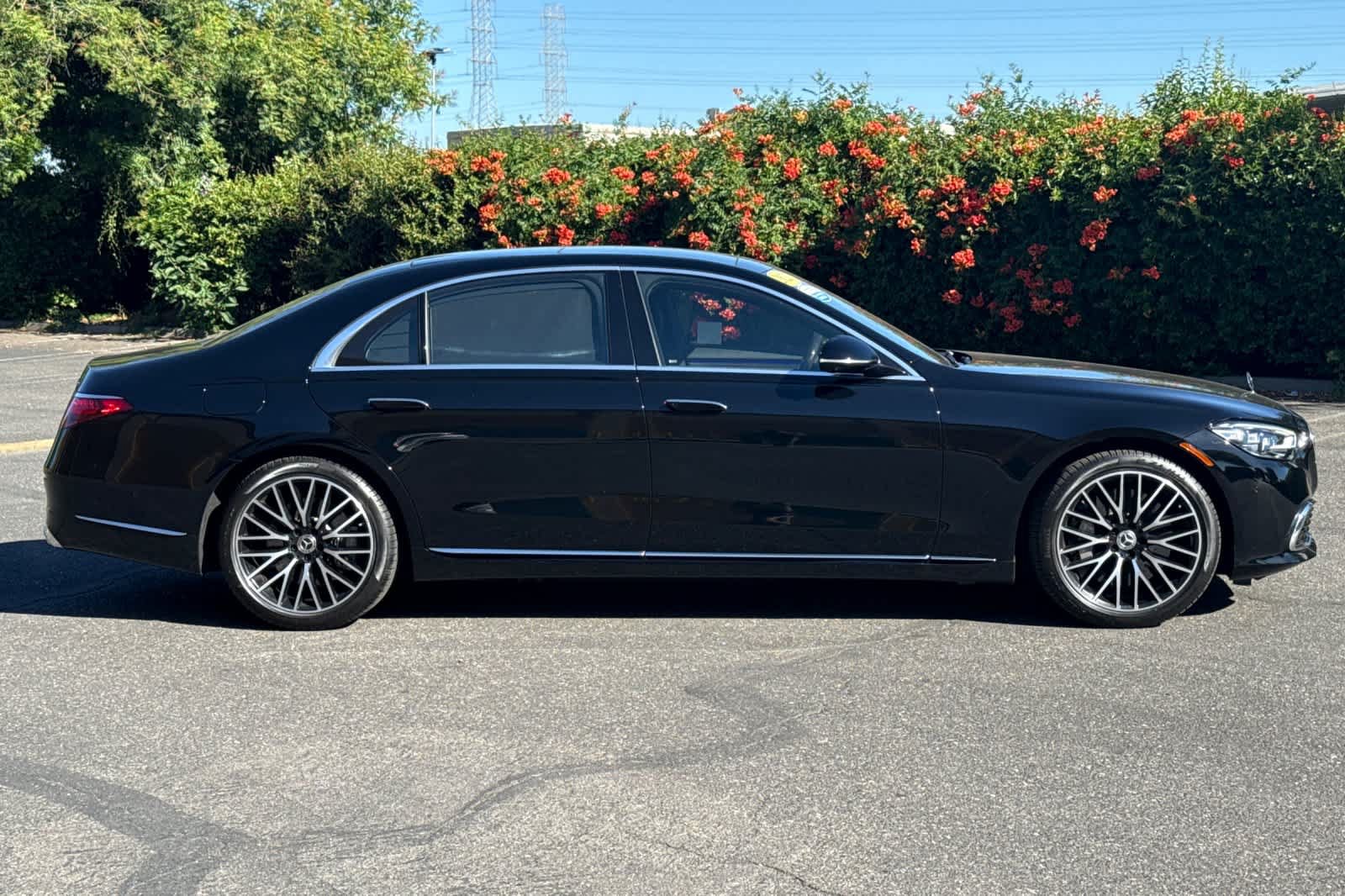 Certified 2023 Mercedes-Benz S 580 4MATIC Sedan image 2