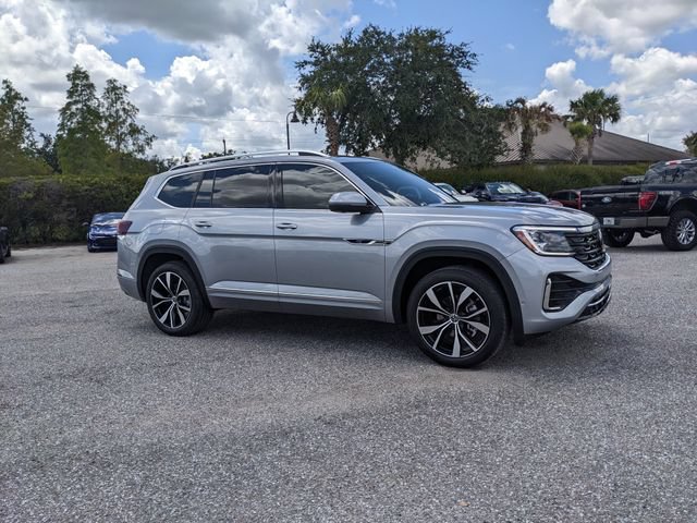 Used 2026 Volkswagen Atlas SEL Premium R-Line AWD/4WD image 2