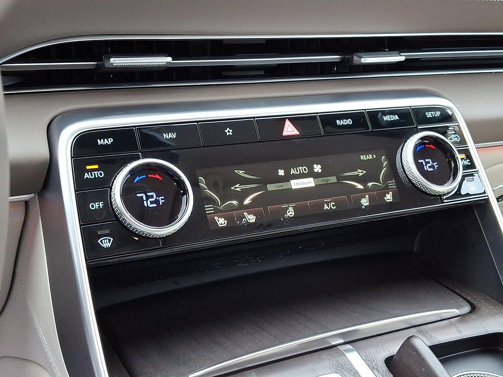 Certified 2024 Genesis GV80 3.5T w/ Advanced Package image 23