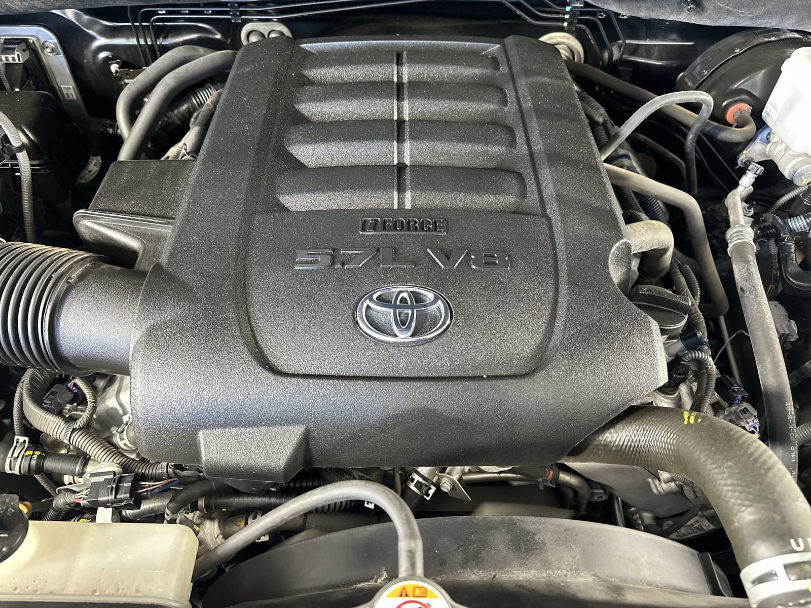 Used 2019 Toyota Tundra SR5 w/ SR5 Upgrade Package image 28