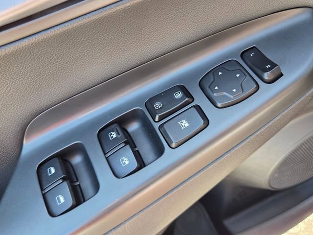 Used 2022 Hyundai Kona Limited image 35