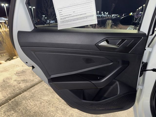 Used 2024 Volkswagen Jetta Sport image 18