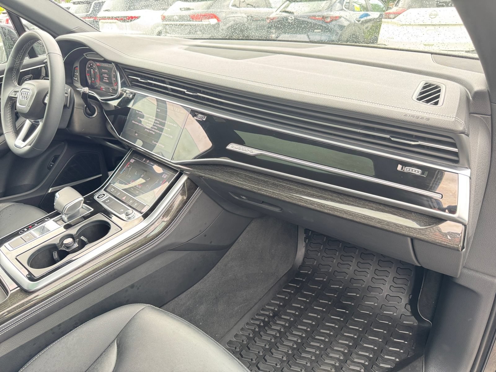 Used 2025 Audi Q7 2.0T Premium Plus w/ Premium Plus Package AWD/4WD image 9