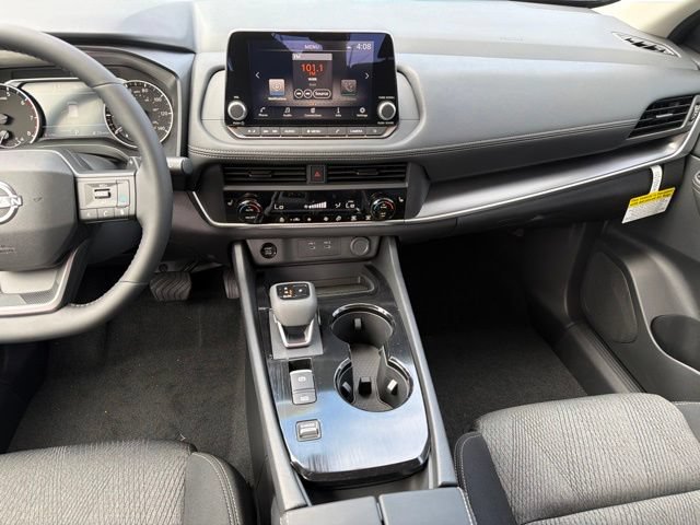 New 2026 Nissan Rogue SV w/ Cold Weather Package FWD image 20